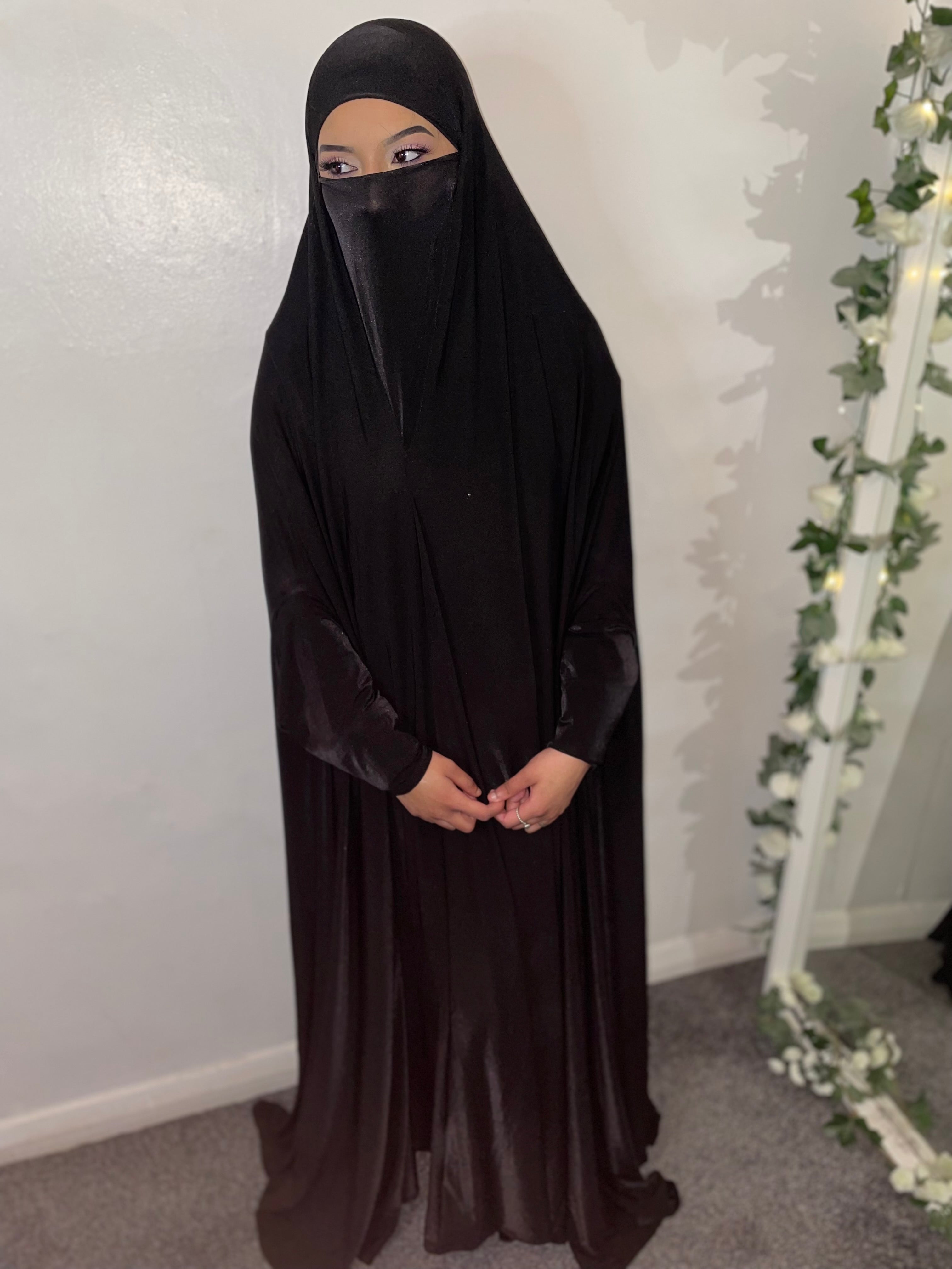 Jilbab / Prayer Abaya – Madouk